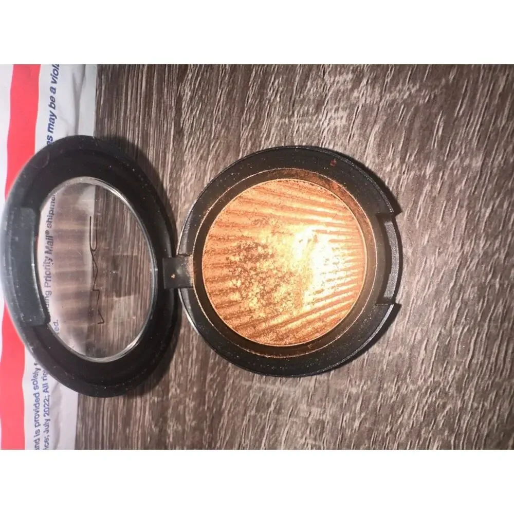 mac cosmetics gold spice eye shadow‎ brushed metal x  eyeshadow